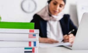 Nella nostra agenzia traduttore Roma troverai traduttori madrelingua